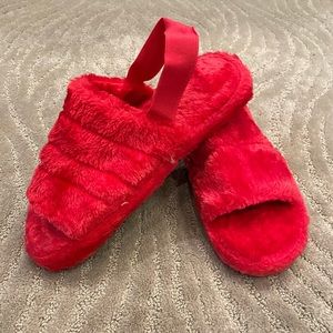 Fuzzy sling back slippers
